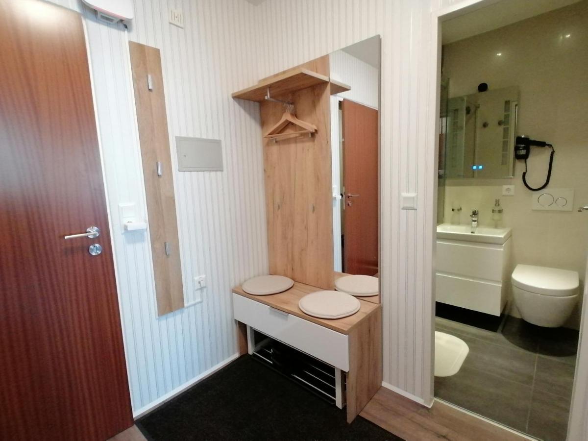 Ferienwohnung Am Schluchsee Mit Balkon & Pool Exteriör bild