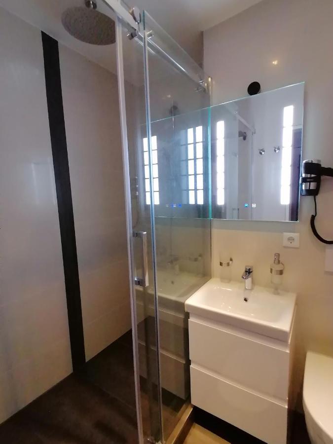 Ferienwohnung Am Schluchsee Mit Balkon & Pool Exteriör bild