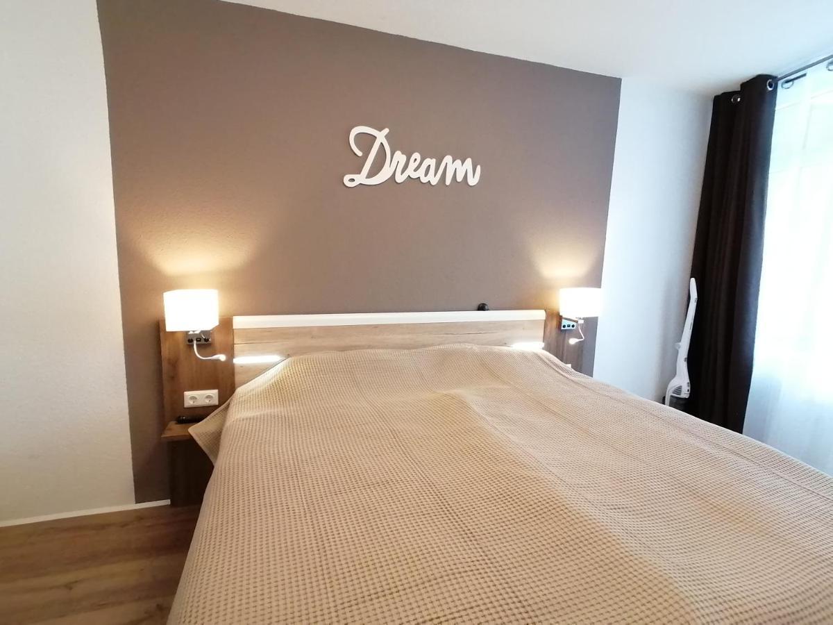 Ferienwohnung Am Schluchsee Mit Balkon & Pool Exteriör bild