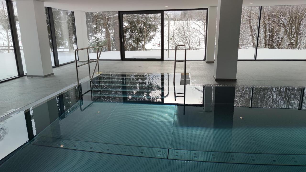 Ferienwohnung Am Schluchsee Mit Balkon & Pool Exteriör bild